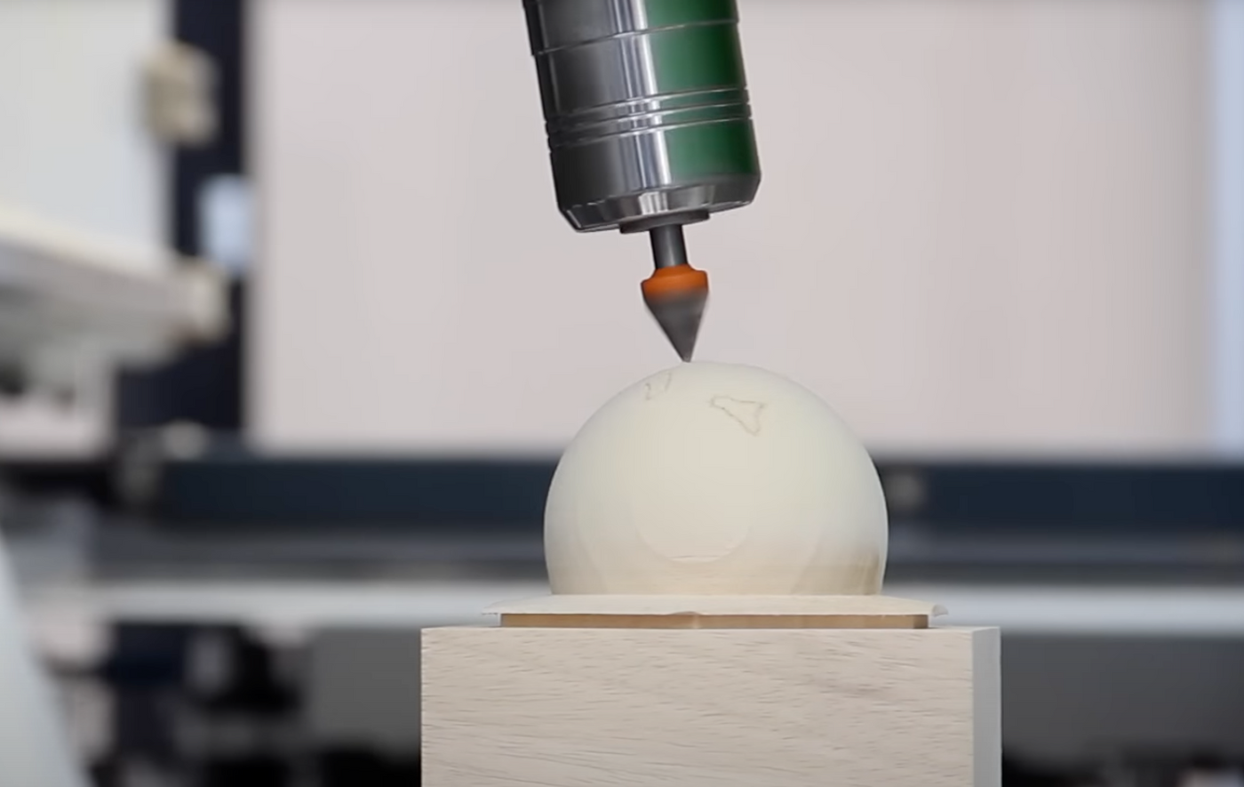 Unibois SA Poursuit son engagement envers l'excellence avec une technologie CNC de pointe — photo 4